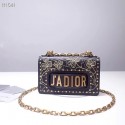Fake Replica Dior JADIOR-TAS M9002C black JH07217cN57