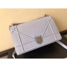 DIORAMA FLAP BAG IN GREY GRAINED CALFSKIN WITH LARGE CANNAGE DESIGN M0422 JH07582VZ14